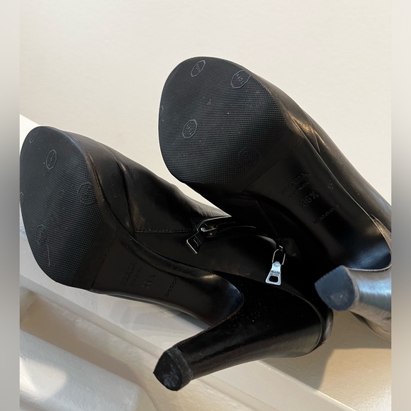 ✨Authentic Prada Boots 36 1/2 - Picture 7 of 9
